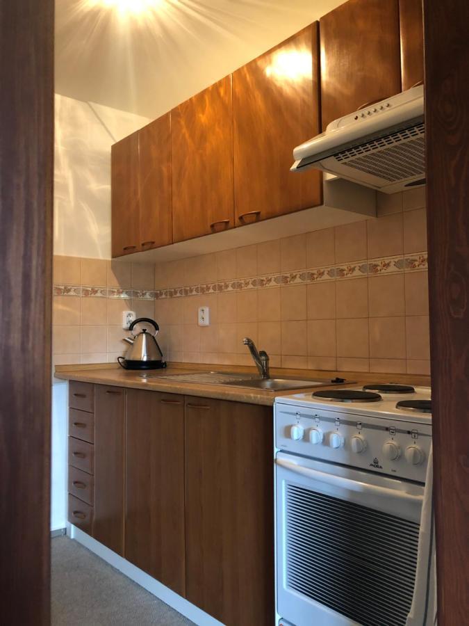 Mala Svata Hora - Penzion & Restaurace Mníšek pod Brdy Εξωτερικό φωτογραφία